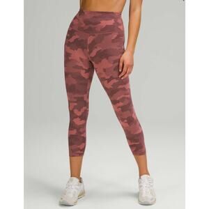Lululemon Camouflage Capri Legging size 4 Heritage 365 Camo Brier Rose